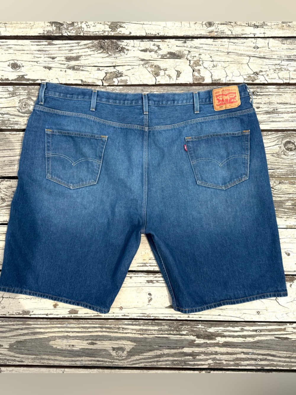 Big Men’s Levi’s 569 54 inch blue denim shorts